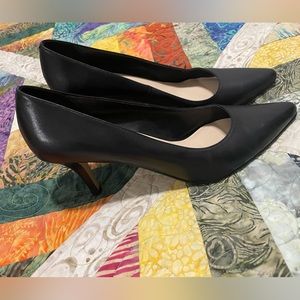 Cole Hana black heels